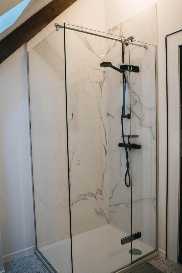 איפר Gezellige Loft Met Twee Slaapkamers מראה חיצוני תמונה
